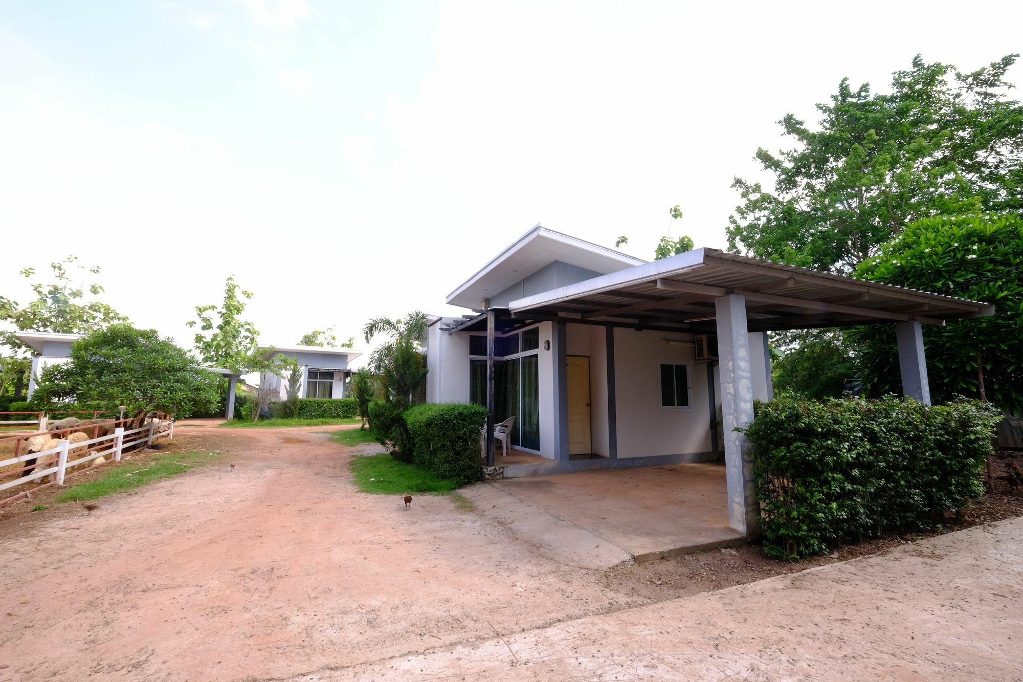 Sixty-Nine Resort Nakhon Phanom Exterior foto